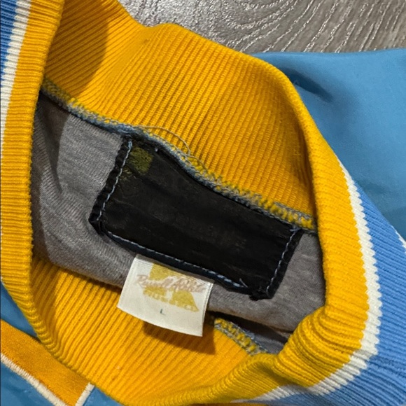 Vintage UCLA Bruins Windbreaker Crewneck — Blue & Gold — Unisex L - Picture 3 of 5